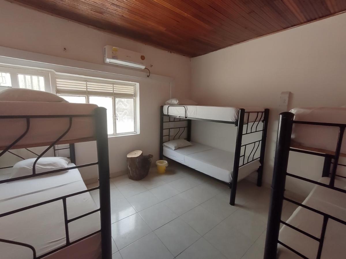 Backpackers And Travellers Hostel ネイバ エクステリア 写真