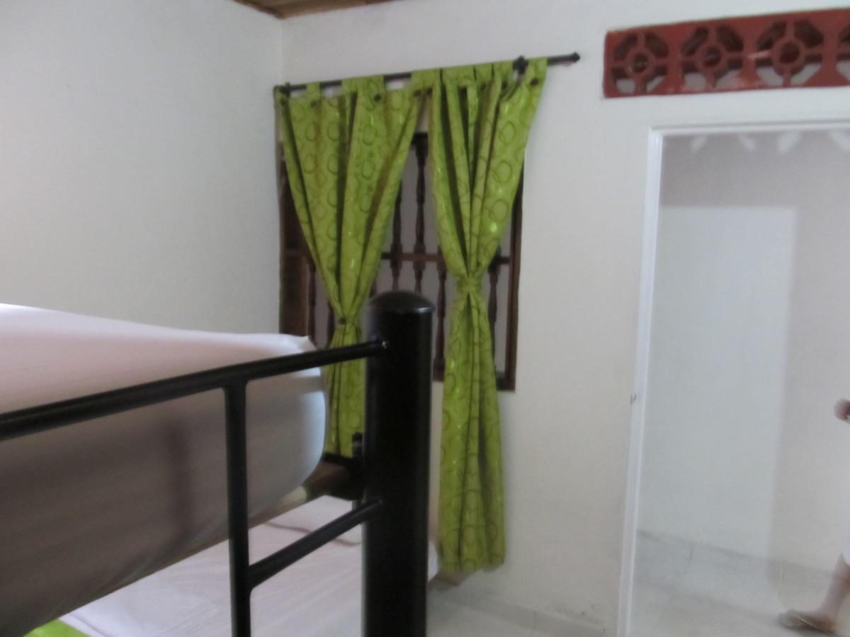 Backpackers And Travellers Hostel ネイバ エクステリア 写真