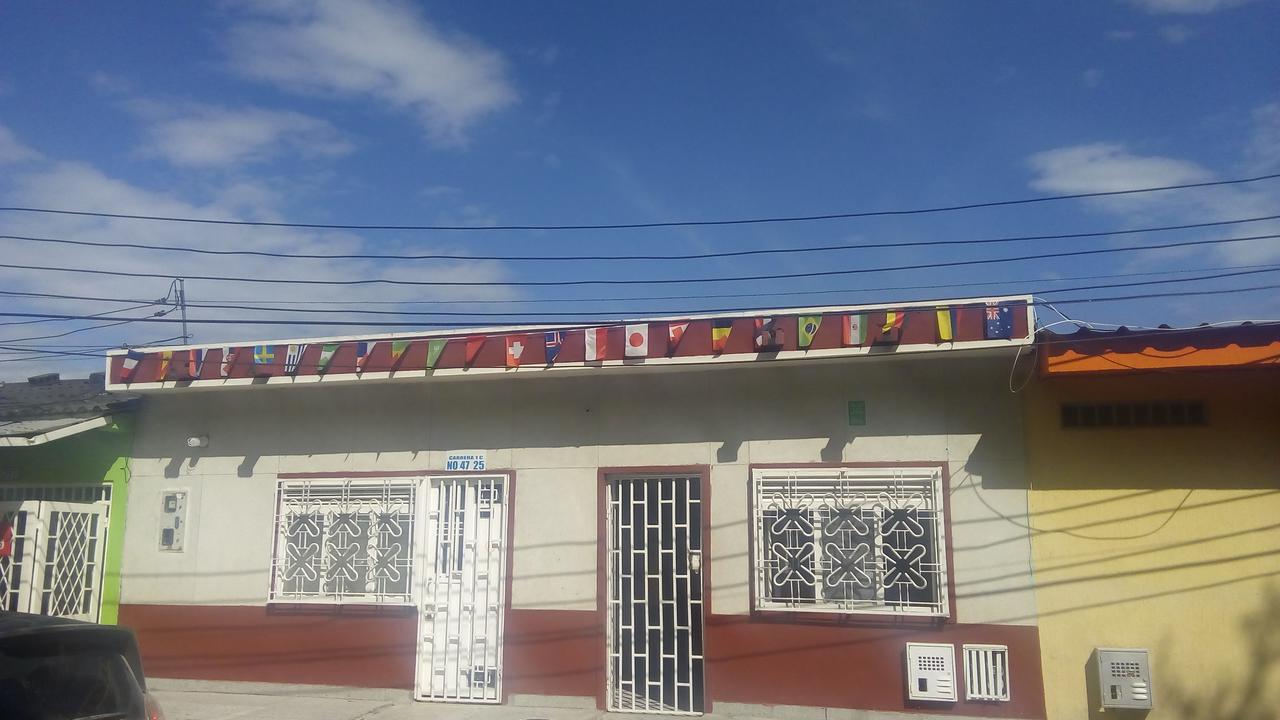 Backpackers And Travellers Hostel ネイバ エクステリア 写真