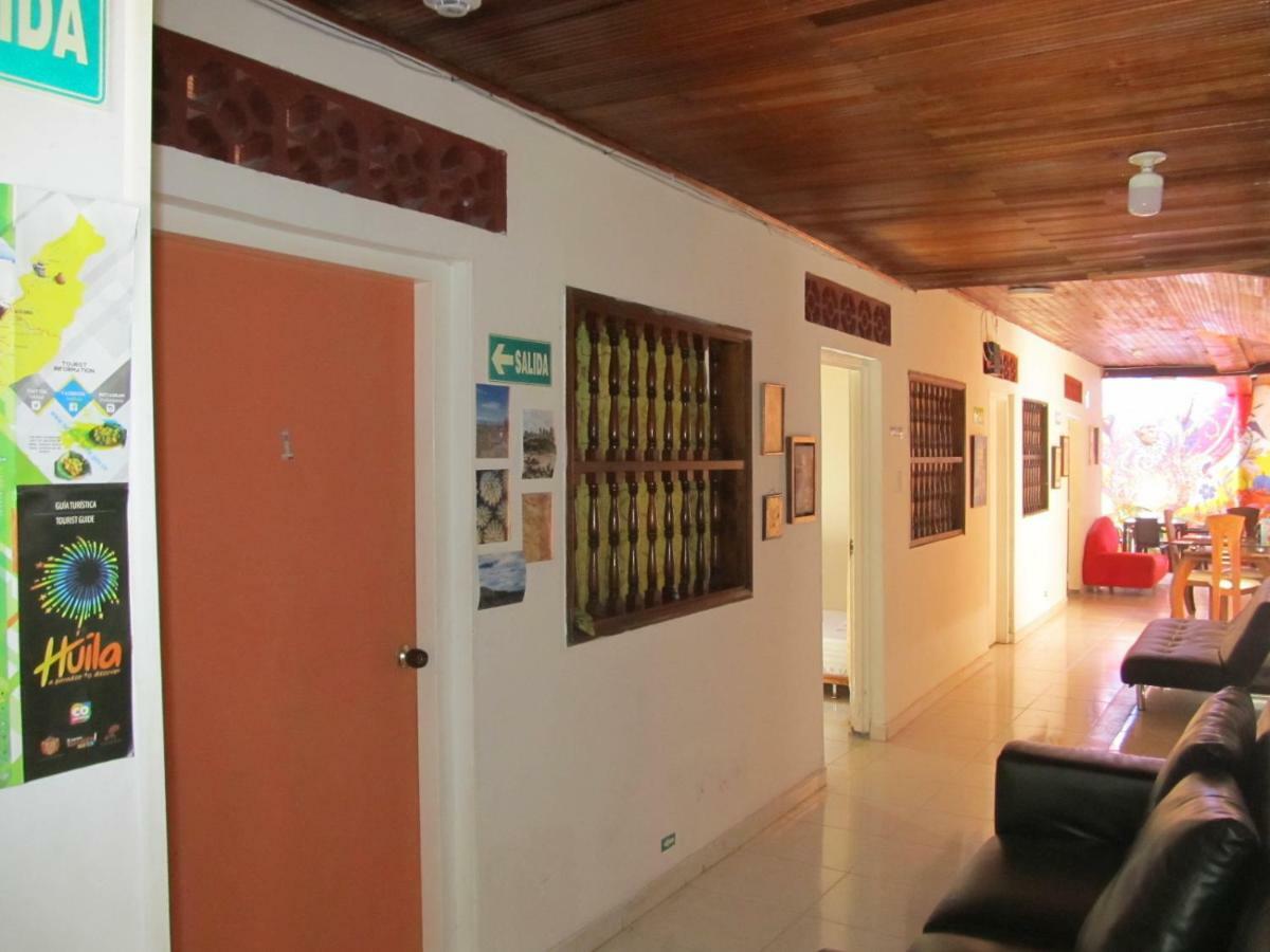 Backpackers And Travellers Hostel ネイバ エクステリア 写真