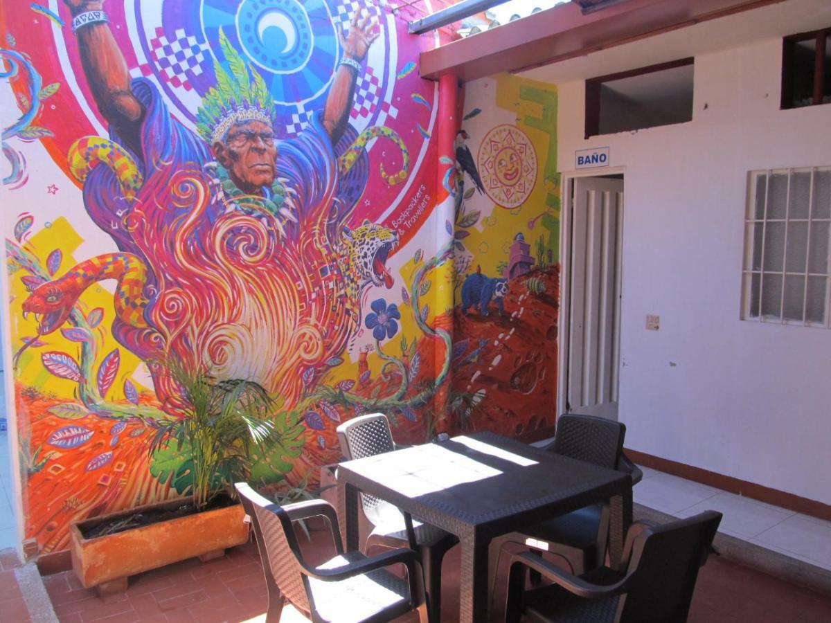 Backpackers And Travellers Hostel ネイバ エクステリア 写真