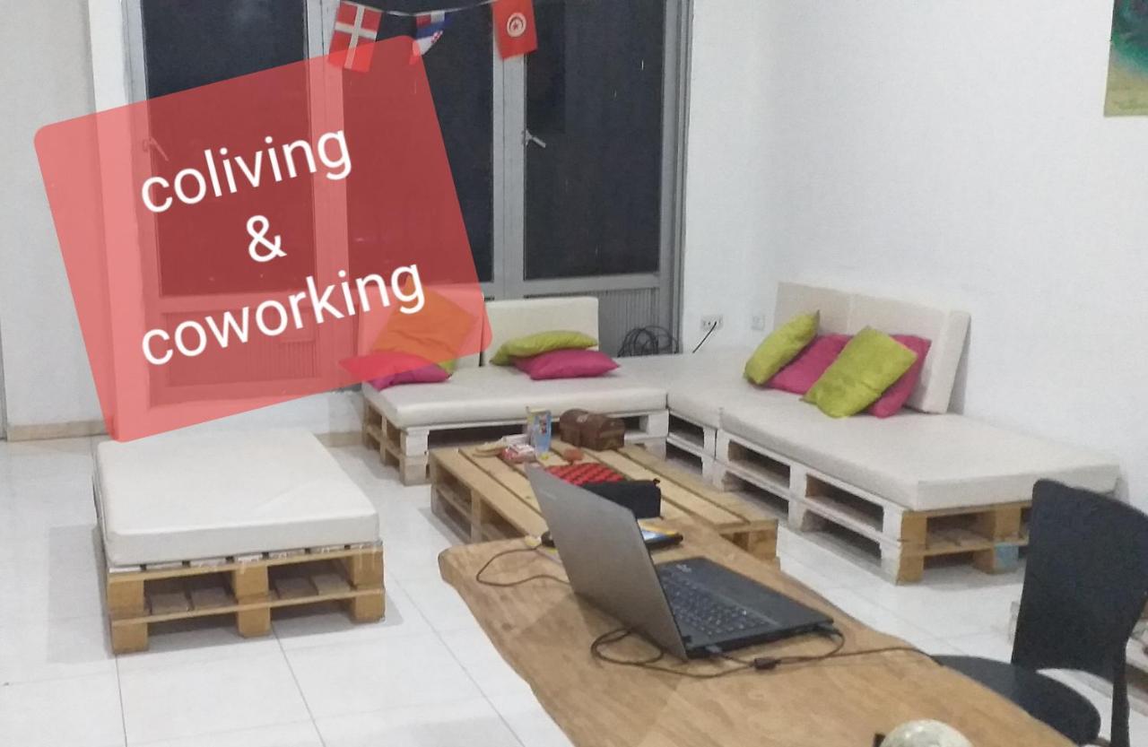 Backpackers And Travellers Hostel ネイバ エクステリア 写真